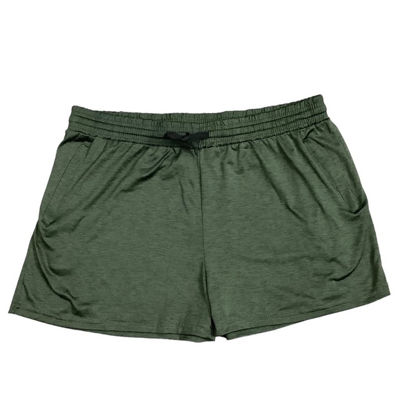 Women's Real Essentials Large Shorts Active Olive Lightweight Pockets Stretch - Picture 3 of 6